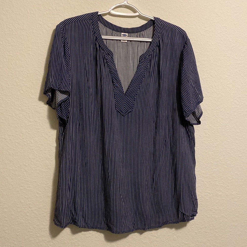Old Navy V-Neck Striped Top